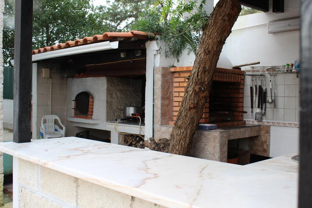 Hostel Casa Lucas Charneca  Exterior photo